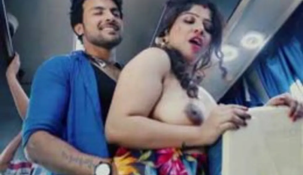 Love In Moving Bus Episode 02 Uncut – Nuefliks Exclusive