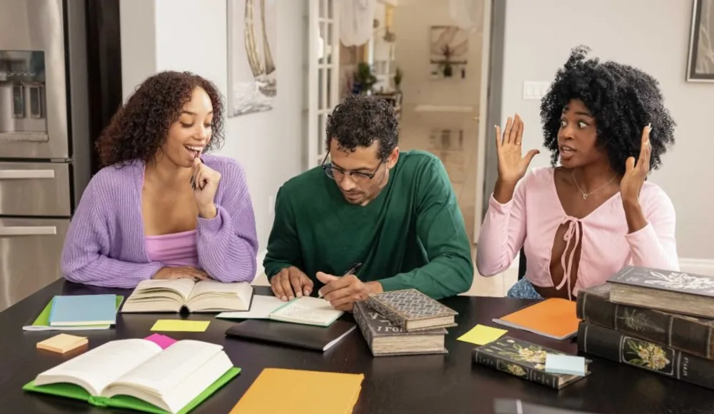 [SneakySex] Alexis Tae, Nicole Kitt (College Cuties Study Big Dick / 10.08.2023)