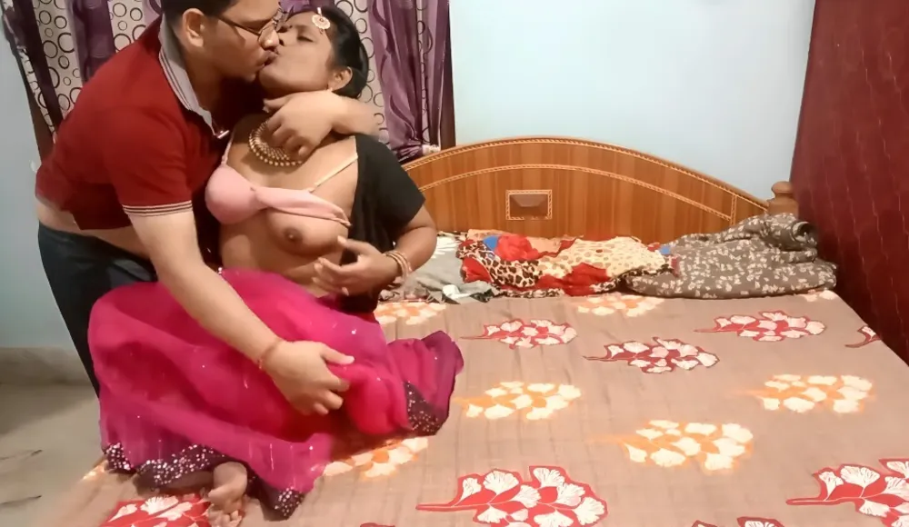 Desi Newly Married Bhabhi Doing 69 With Husband And Fucked Hard And Get Creampie In Pussy
