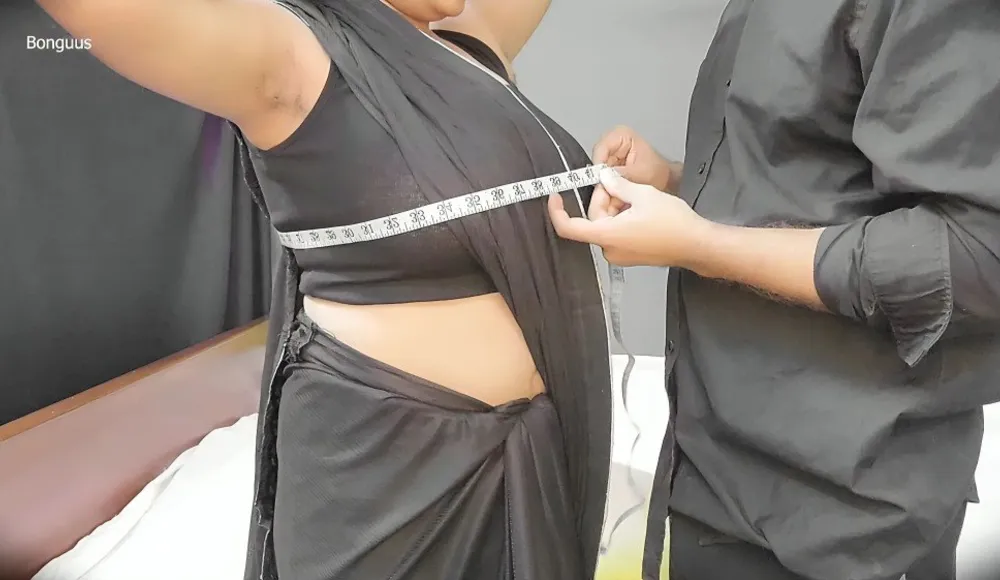 Riya Bhabhi Got Fucked By Dress Tailor Hindi