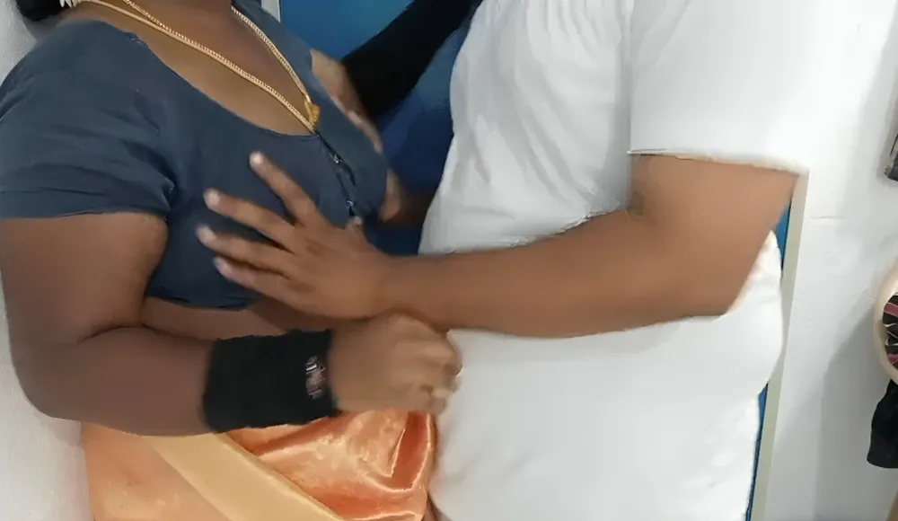 Chithi Dress Change In Front Of Her Step Son He Took Advantage Of Quick Fucking And Cock Sucking