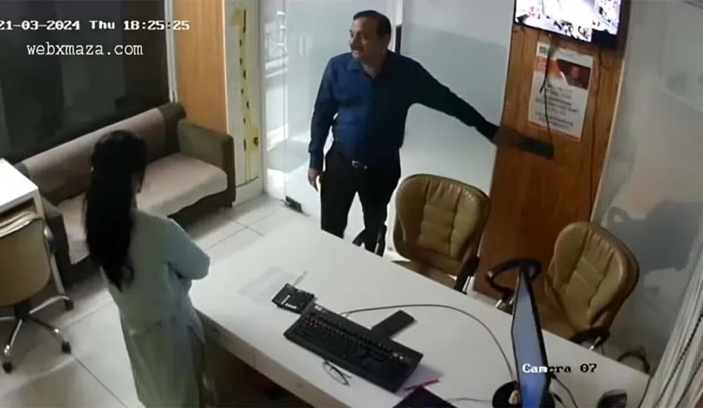 Manager In Office Cctv Cam Recorded 1 Videos