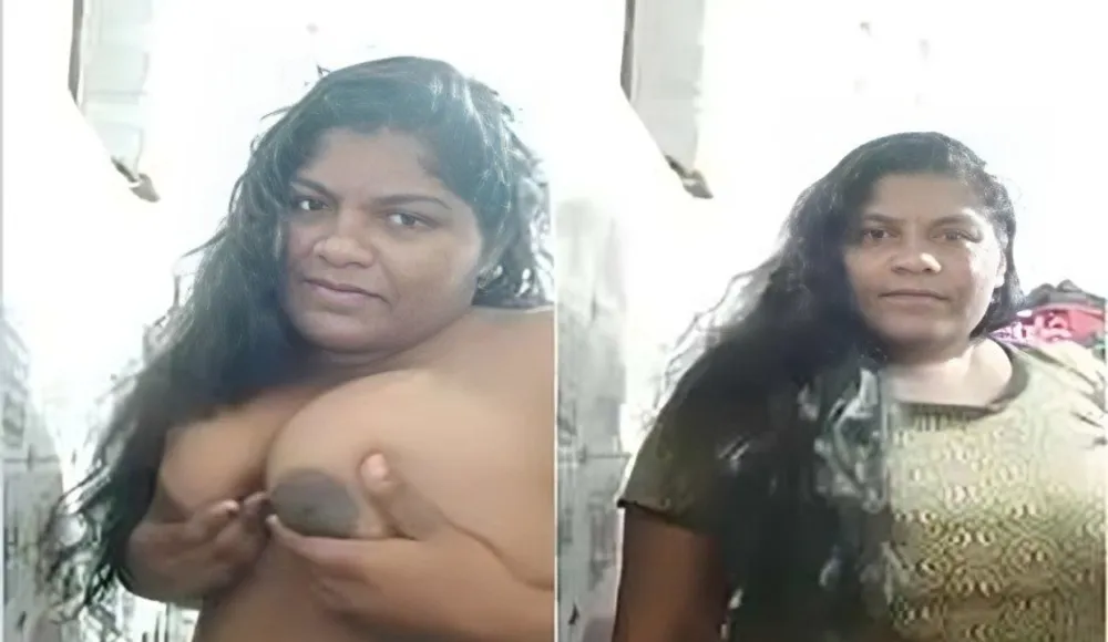 Desi Girl Showing Her Big Boobs