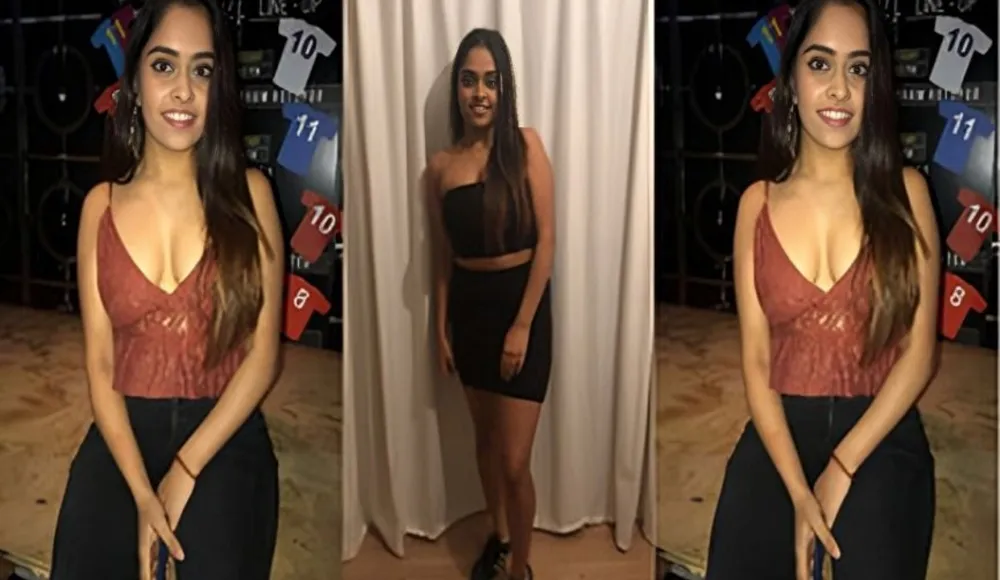 Sexy Horny Gf Showing Fingering Part 2