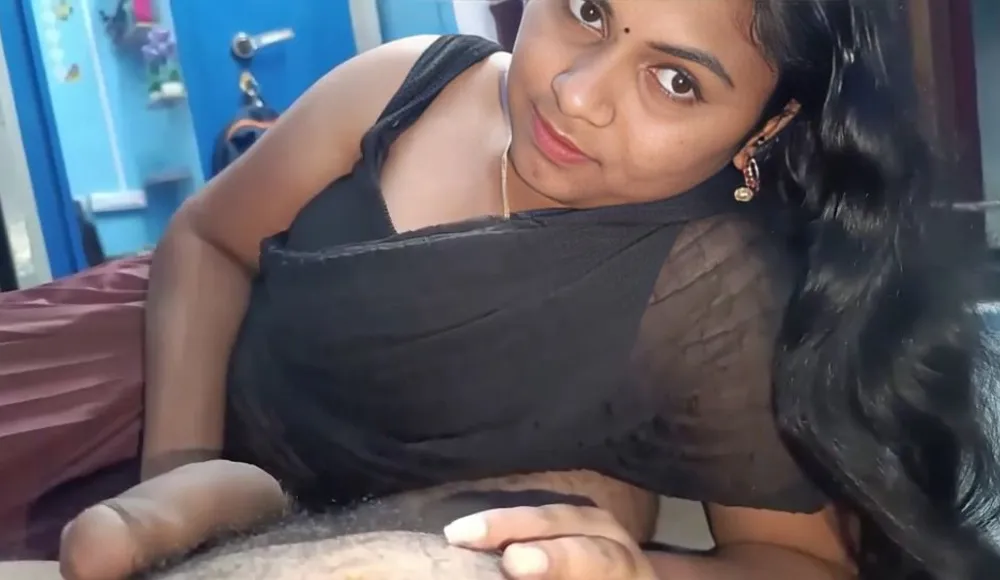 Famous Mallu Sr Youtuber Cpl Blowjob And Fucking Vaishnavi