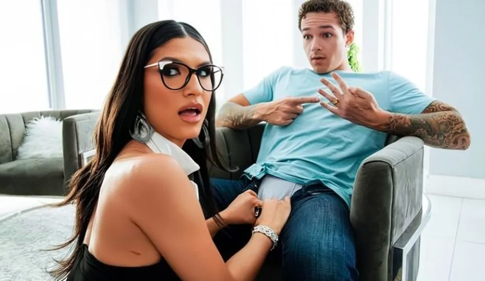 [Brazzers] Zariah Aura - One Night Stand Needs More