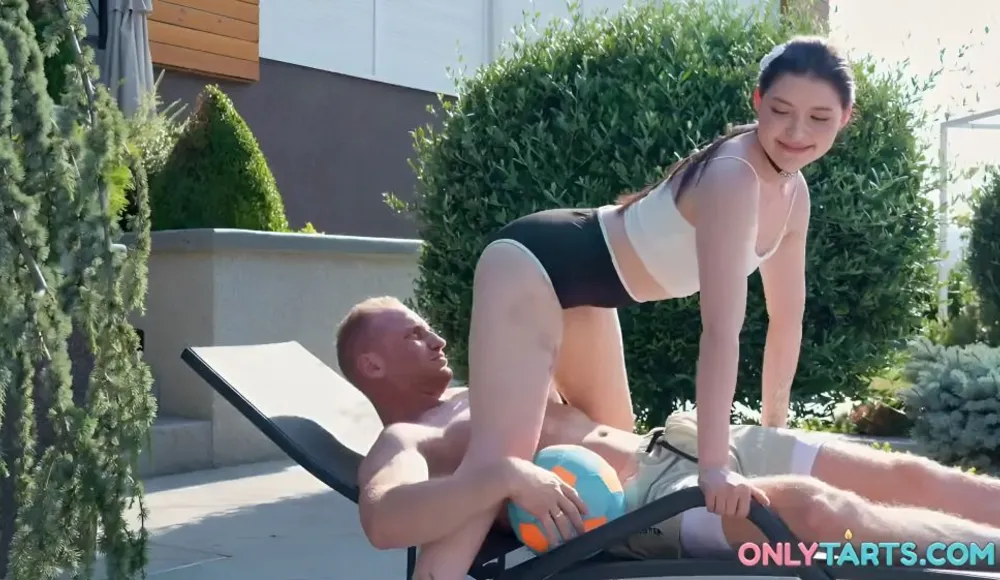 [OnlyTarts] Virgin Butterfly - The Big Booty Bait