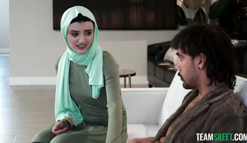 [HijabHookup] Julia James - No Sex Before Marriage.unless It's With Me!