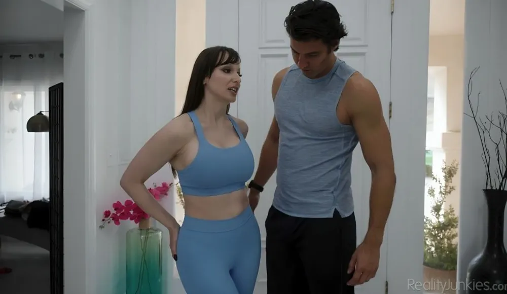 [RealityJunkies] Lexi Luna - She Likes It Cucked