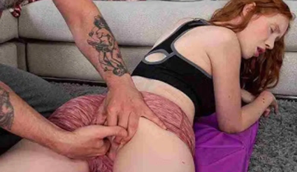 Lenina Gets A Workout - DayWithAPornstar - Lenina Crowne