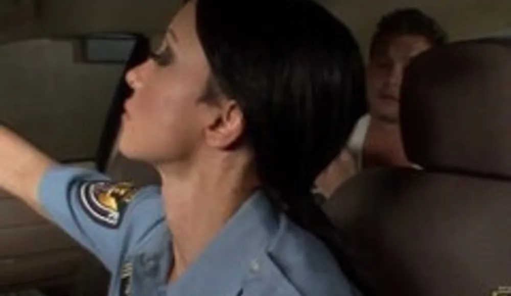 Police MILF Jewels Jade Takes no Prisoners